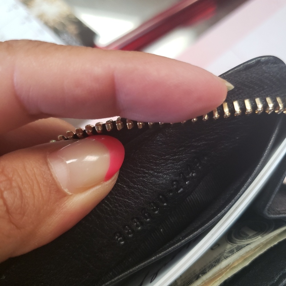 Gucci Wallet - Picture 6 of 7